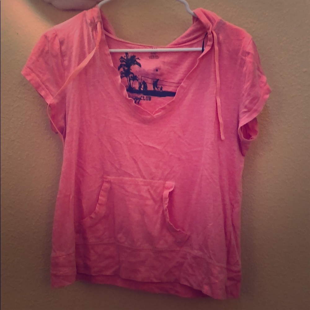 T-shirt w/hood